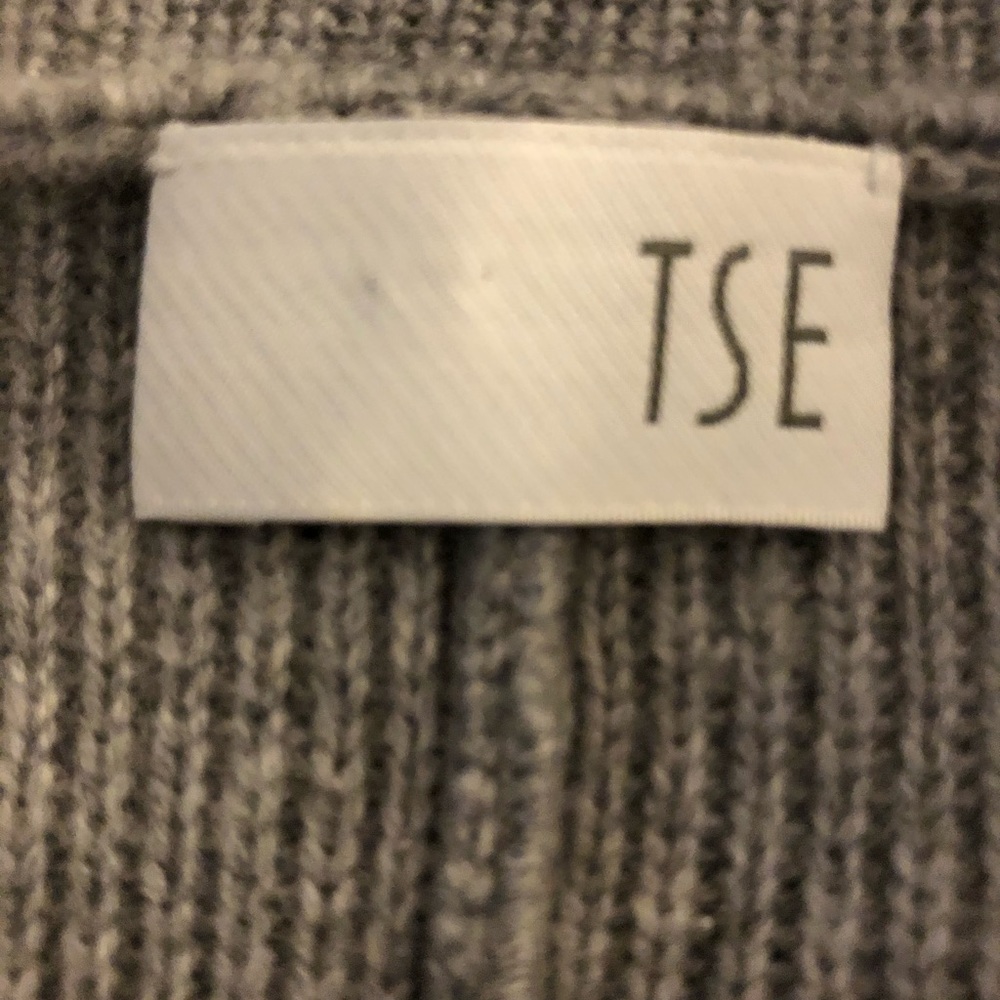 Gray 100% Pure Cashmere long sleeve Sweater